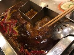 -百年川椒重庆老火锅(光谷店)