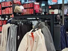 -首创奥特莱斯(西安店)