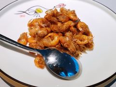 油爆小河虾-屋里厢上海菜馆