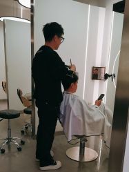 -Z.X HAIR SALON张新美业