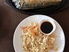-Neary Khmer Restaurant