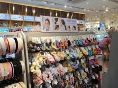-三福时尚(三峡广场华夏银座店)
