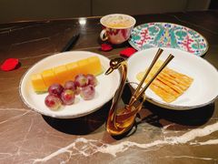 -海派悦庭·海胆烧麦·新融合菜(凯德广场店)