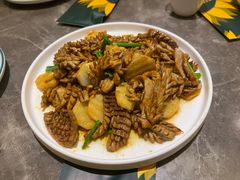 爆炒腰花-闫府私房菜·百年鲁菜(恒隆店)