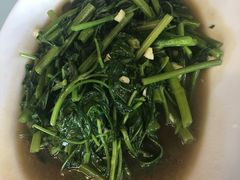-拉威海鲜市场