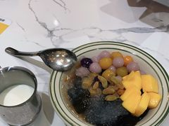 -堂屋糖水店(愚园店)