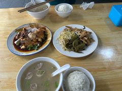 -温记府廟豆汤饭·始于1955年(海椒店)