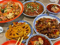 -思博半步颠小酒馆(梦时代店)
