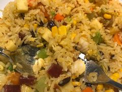 大叻经典菠萝海鲜炒饭-米纸越南小馆(金鹰世界店)