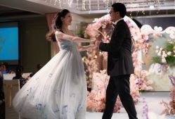 -南京宝娜嫁衣婚纱礼服馆(中央路店)