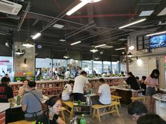 大堂-憨铁匠老火锅(龙岗万科里店)