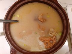-小凤庭·地道湖北菜武昌鱼·藕汤(38年黄鹤楼店)