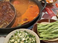 -赵美丽·重庆社区火锅·直营店(火车东站·中豪国际店)