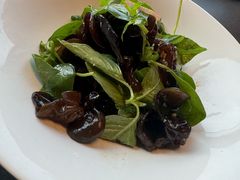 荆芥木耳拌干葱头-湖里春风·淮扬菜(丽泽天街店)
