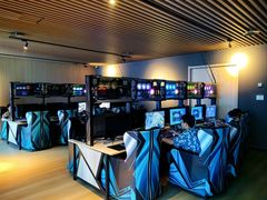 -涨巢·潮玩水疗局