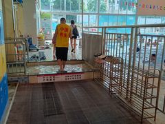 -奥龙堡游泳馆(广纸店)