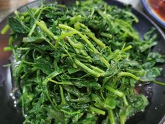 -壹阁胡羊焖饼(特色小吃街店)