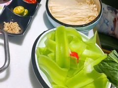 青笋片-洪氏嗨捞·猪肚鸡火锅(阳光天地店)