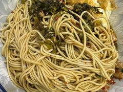 辣肉咸菜拌面-陀块头面馆(梅岭南路店)