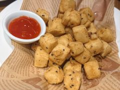 -头上红煨盐鸡乡村食府