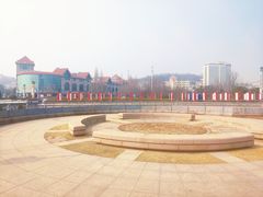 -汇泉广场