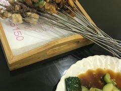 -清真磊磊烧烤老店(饮虎池街34号店)