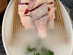 -得意咚瓜·顺德鱼生·冬瓜火锅(深圳首店)