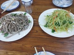 -溢心园香河肉饼总店