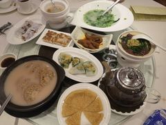 -凤凰楼酒家·粤宴点心(华强北店)