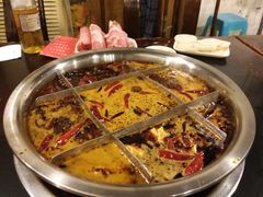 -邓莽子老火锅(中兴路总店)