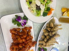 -六和聚传统烤鸭.天津菜(和平店)