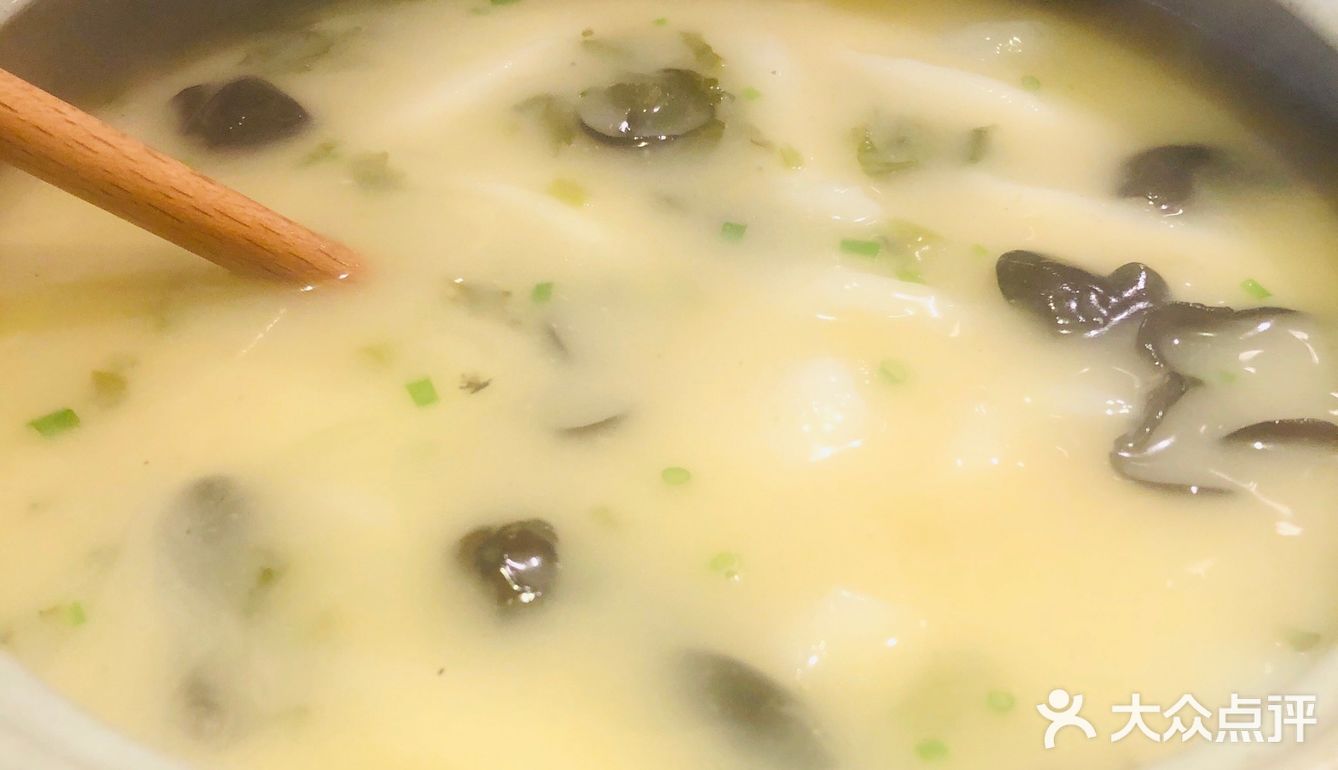 蛮香的，菜的量还蛮大的，味道都不错
