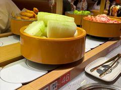-光谷世界城-停车场