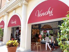 门面-VENCHI 闻绮(上海佛罗伦萨小镇店)