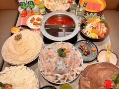 -牛YO寿喜烧·铁板烧和牛火锅自助(市府恒隆店)