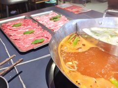 -由衷贵州酸汤牛肉火锅(新桥店)