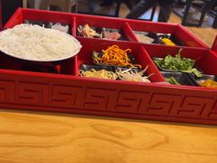 -勺子米线·云南传统小吃市集(四方街店)