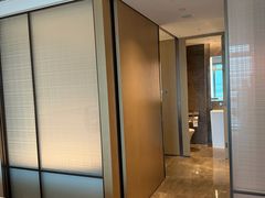 -深圳国际会展中心希尔顿酒店(前海华发冰雪世界店)