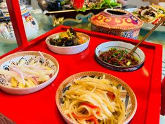 -一个勺子新疆锡伯主题私房菜(红墙巷49号院店)