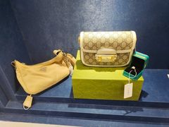 -聚云奢二手奢侈品黄金手表包包回收·中古店(中福城店)