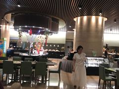 大堂-南通绿洲国际假日酒店全日餐厅