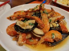 -岷山饭店-芝芝自助餐厅