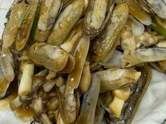 姜葱炒蛏子-碧海银沙海鲜餐厅(恒大海上威尼斯店)