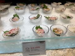 -半岛翡丽海鲜自助餐厅(观风亭店)