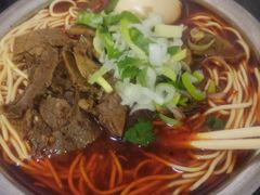 -薛记襄阳香辣牛肉面(平安路店)