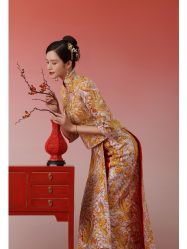 -雪中彩影婚纱摄影·微光艺术中心