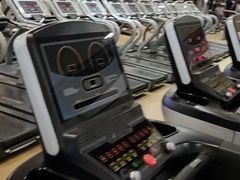 -奇迹健身(SM广场店)