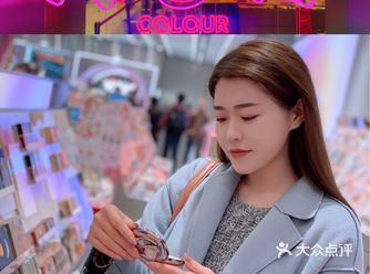 必逛最全彩妆店|女生的天堂WOW COLOUR
