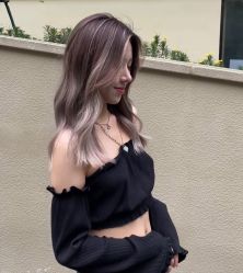 -东秀护肤造型