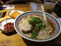 -鑫花溪牛肉米粉(人民广场店)